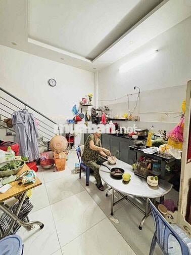 bán nhà h4m thông trần mai ninh p12 tân bình. 3m x 9m ( NH 5m) 1 lầu