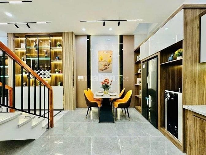 TRUNG TÂM Q.3 - GIÁP Q.1 - HẺM 5M - 3 TẦNG - CHỈ 4,3 TỶ - FULL NT ĐẸP 