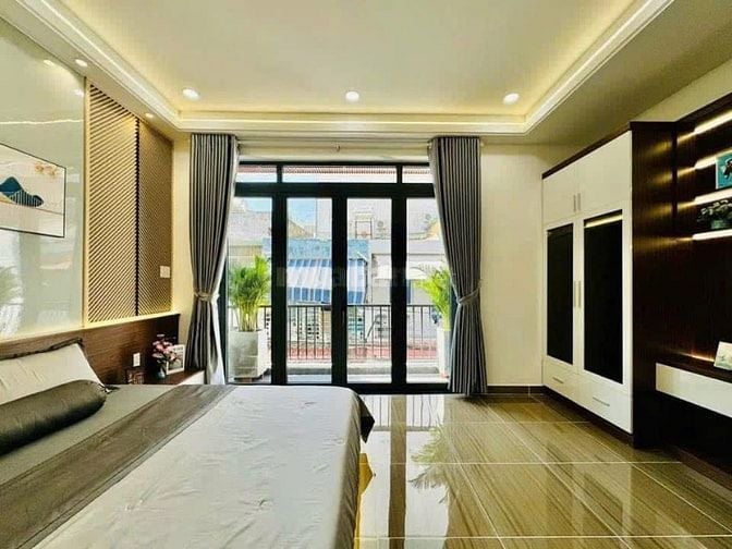 TRUNG TÂM Q.3 - GIÁP Q.1 - HẺM 5M - 3 TẦNG - CHỈ 4,3 TỶ - FULL NT ĐẸP 