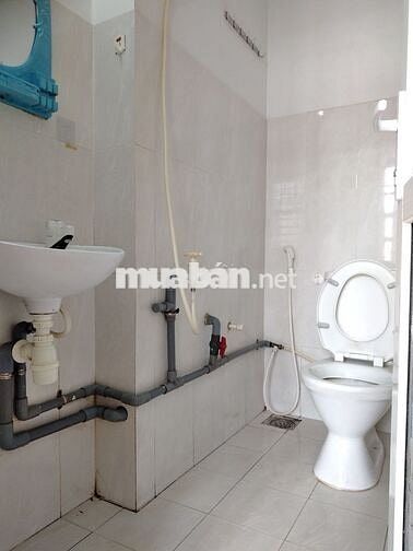 Cho thuê phòng trọ mới đẹp có ban công ở Quận Tân Bình.