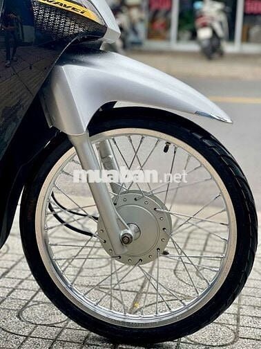 Xe máy Honda Wave A 2019 màu bạc đen