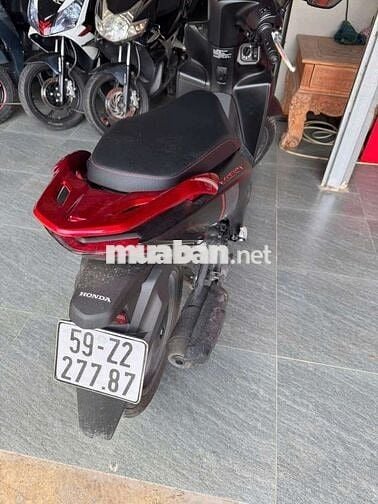 Xe mới mua cần bán cho người sử dụng