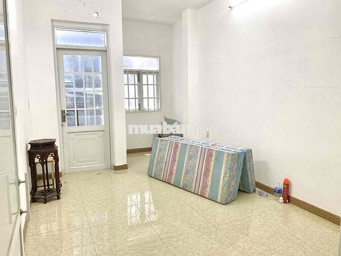 CHO THUÊ NHÀ KINH DOANH 6 TẦNG 10 PHÒNG MẶT TIỀN TTTP GIÁ 22 TRIỆU
