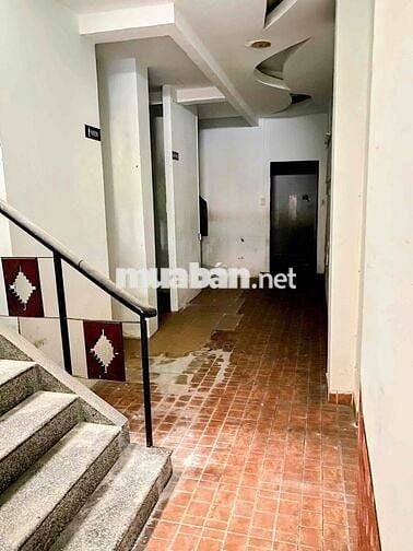 CHO THUÊ NHÀ Ở KINH DOANH 2 PHÒNG MẶT TIỀN GẦN CHỢ ĐẦM