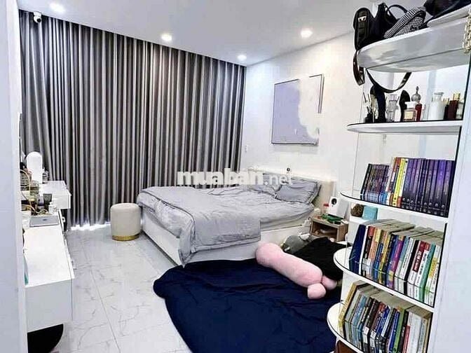 Cho Thuê Nhà Đầu Hẻm Xe Hơi Lê Văn Sỹ, Phường 12, Quận 3