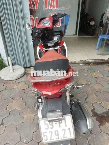 Nhà chật quá bán Airblade 2012 ngay chủ