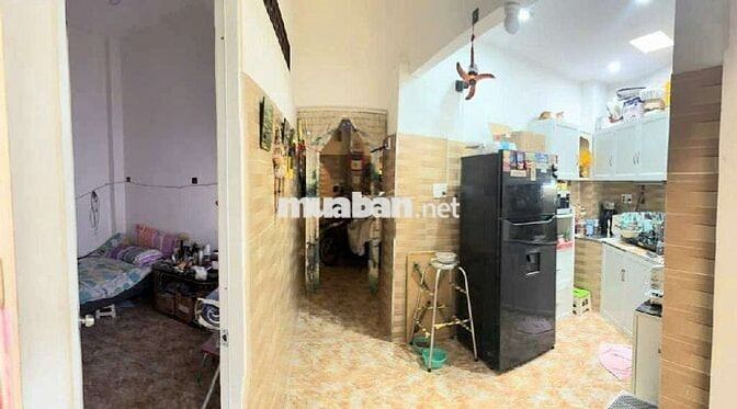 - NHÀ ĐỦ 50M2 ( 6M- 8,5M )  - 3 TỶ150 - LINH TÂY  ĐỨC