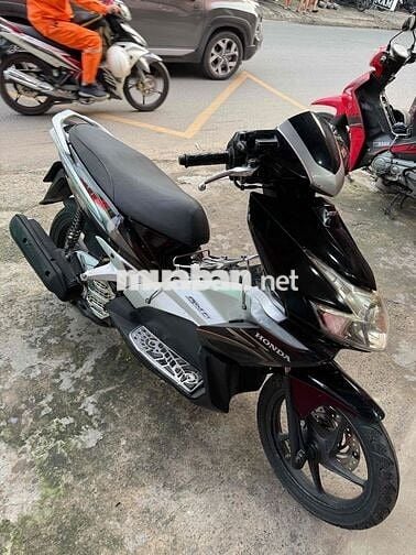 Air Blade FI 2010 zin êm.xe đẹp sạch sẽ.dùng ngay