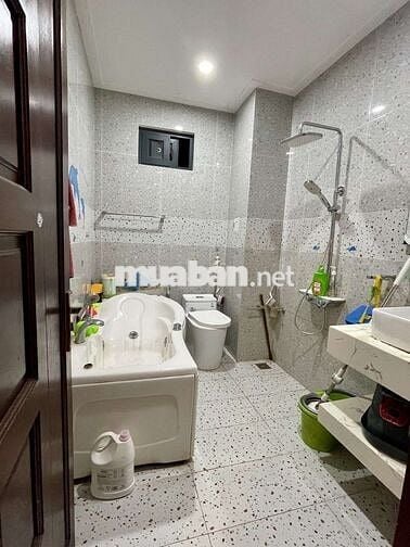 Mặt tiền Nguyễn Thị Sóc- Chợ Đầu Mối Hóc Môn- 180m²-sổ hồng riêng