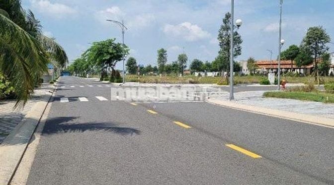 Đất chính chủ cần bán ngay KCN visp2 TP Tân Uyên