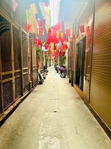 CHỈ 6.6 TỶ CÓ NGAY NHÀ ĐẸP 4 TẦNG, HỘ KHẨU THỤY KHUÊ, TÂY HỒ, NGÕ NÔNG