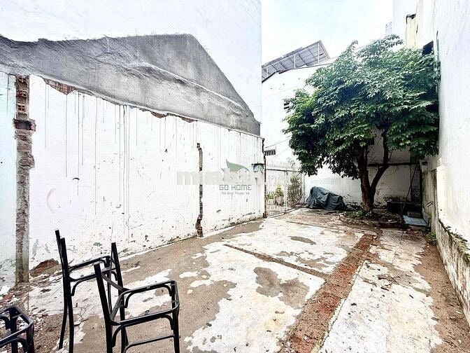 CHO THUÊ MẶT BẰNG SÂN VƯỜN 134M2 2 MẶT TIỀN HẺM HÙNG VƯƠNG