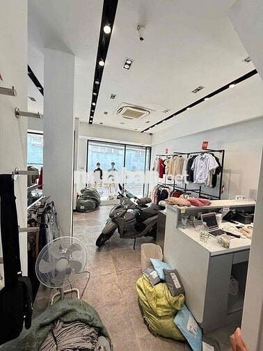 MẶT BẰNG 8x10M 1 TRỆT 2 LẦU HẺM Ô TÔ GẦN MẶT TIỀN CMT8 TÂN BÌNH💕💕💕