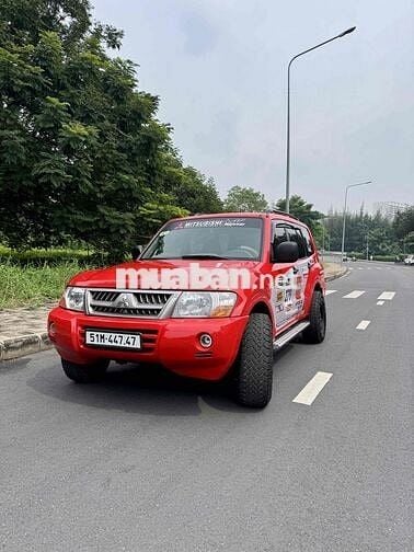Mitsubishi Pajero 2005