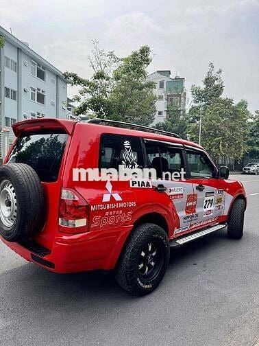 Mitsubishi Pajero 2005