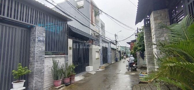 Bán Nhanh Nhà C4- DT: 120m2- Chỉ Nhỉnh 5 tỷ TL.Đ.Trịnh Thị Miếng,TPHCM