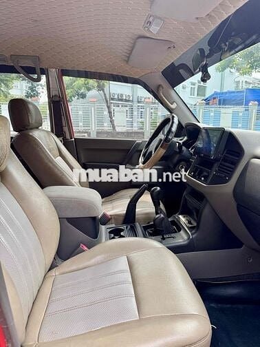 Mitsubishi Pajero 2005