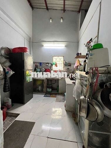 Bán nhà sổ Hồng riêng gần chợ thới tứ