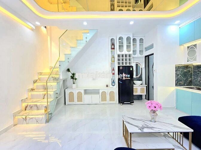BÁN NHÀ QUẬN 7 CŨ - SÁT CẦU TÂN THUẬN - GIÁP QUẬN 4,1 Cũ - CÓ SỔ HỒNG