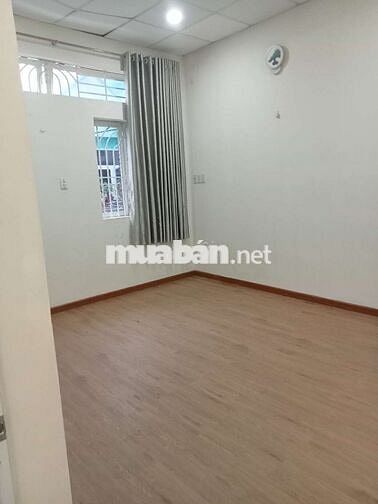 Nhà 5m x 17, đúc 1 lầu , hẻm 3m 1/ đường số 8,p11, 10tr/ tháng