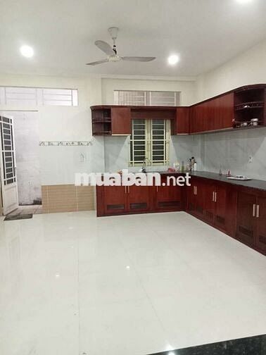 Nhà 5m x 17, đúc 1 lầu , hẻm 3m 1/ đường số 8,p11, 10tr/ tháng