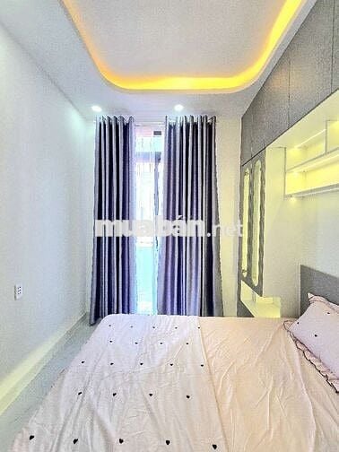 BÁN NHÀ QUẬN 7 CŨ - SÁT CẦU TÂN THUẬN - GIÁP QUẬN 4,1 Cũ - CÓ SỔ HỒNG