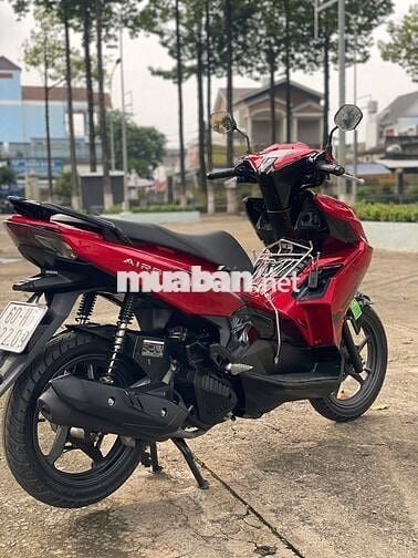 Xe máy Honda Air Blade 125 màu đỏ