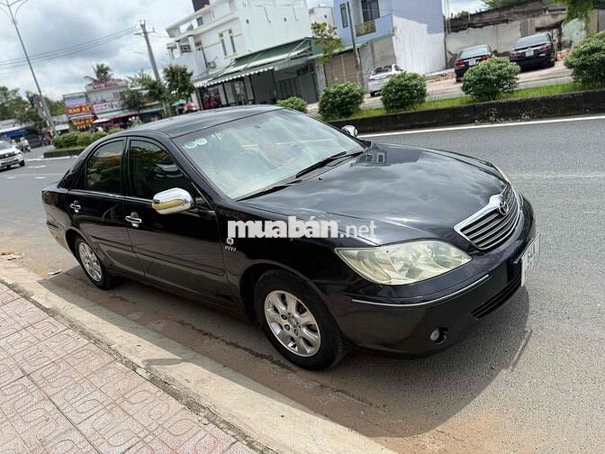 Toyota Camry 2003 2.4G 2003 - 172000 km. chính chu