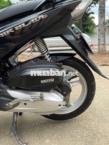 Honda AirBlade Mắt Cú 2013 Đen - Bao Check Hãng