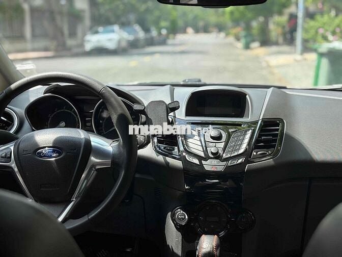 Ford Fiesta 2014 - 57000 km