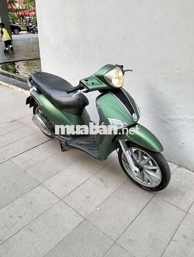 Xe máy Piaggio Liberty màu xanh lá