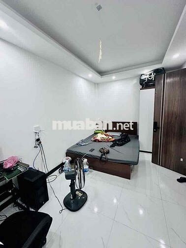 Nhà đẹp Phố Trương Định, 3 bước chân ra mặt phố, Giá thương lượng: 7ty