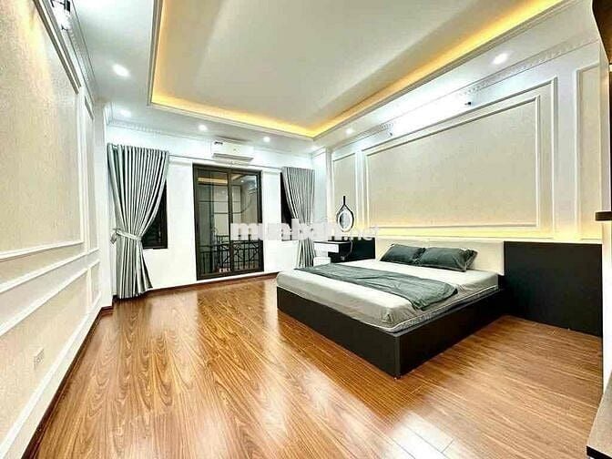 Nhà đẹp Yên Hoà - 42m2 x 5 tầng x mt4.4m, ngõ nông, full đồ dưới 10tỷ