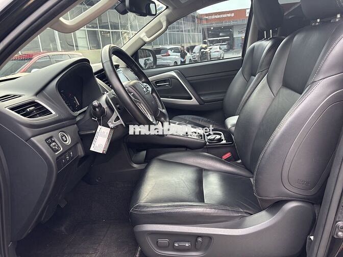 Mitsubishi Pajero Sport 2023 4x4 AT Premium