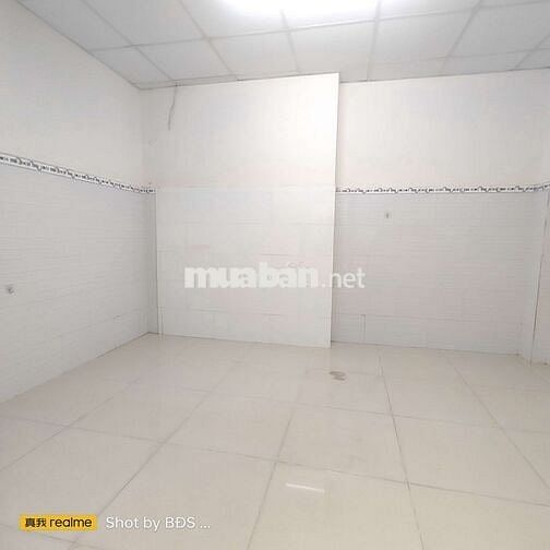 Nhà 56m2 cấp bốn có 1pn 1wc ngay chợ Hiệp Bình 6triệu