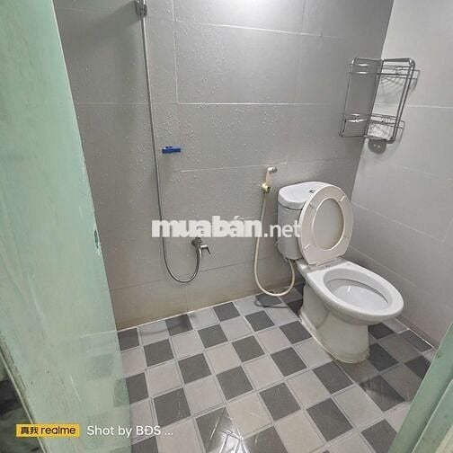 Nhà 56m2 cấp bốn có 1pn 1wc ngay chợ Hiệp Bình 6triệu