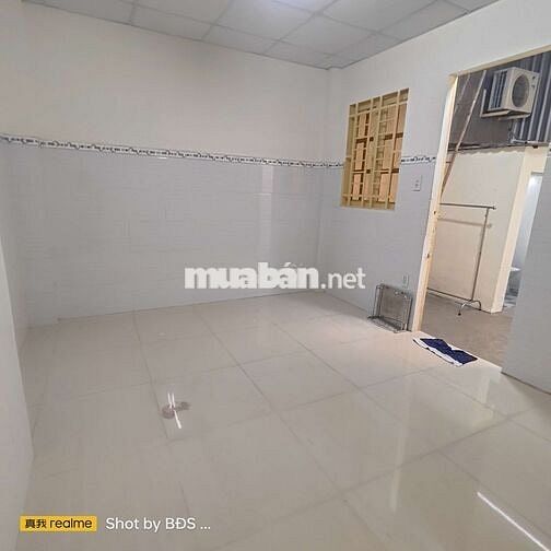 Nhà 56m2 cấp bốn có 1pn 1wc ngay chợ Hiệp Bình 6triệu