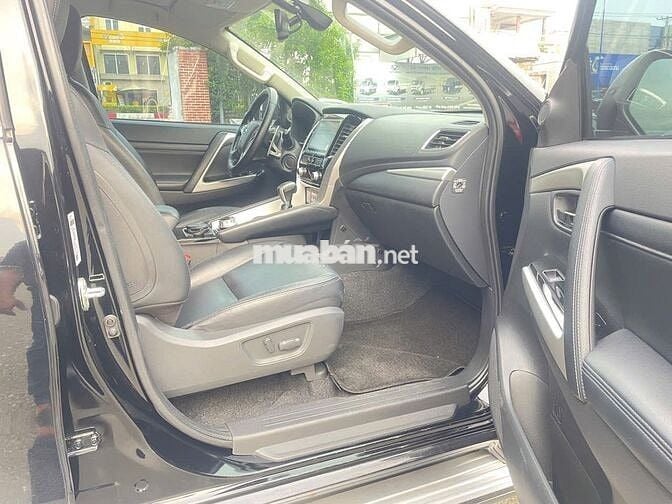 Mitsubishi Pajero Sport 2023 4x4 AT Premium