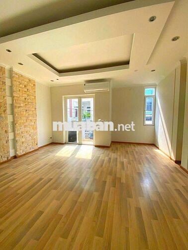 HOT!! NHÀ MỚI - 95A Hoàng Hoa Thám, P.7, Q.BT - 4.5x18m - 4 Tầng