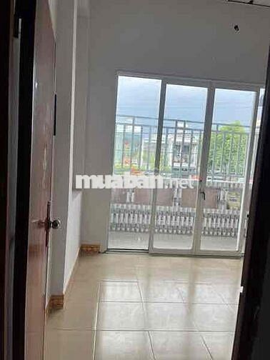Nhà Sạch Sẻ DT 60m2 1Trệt 1Lầu 2Pn 2Wc Hẻm Ôtô TTH21, Q12 Gần Metro