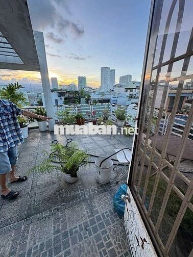 Bán nhà 3tầng trung tâm Đà Nẵng sát cầu rồng