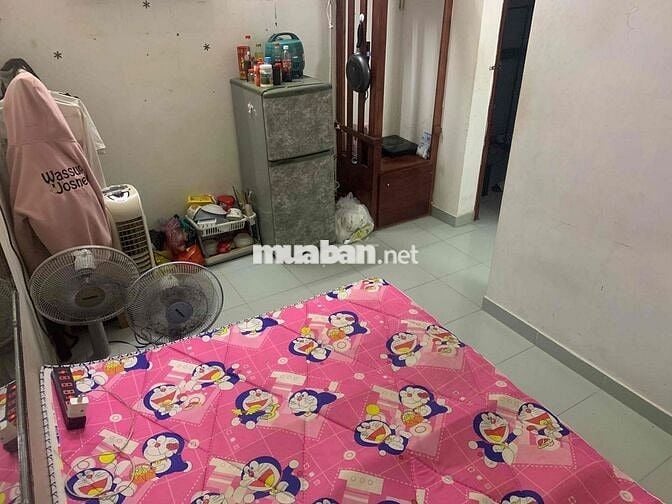 em cần pass lại phòng 2tr5 ở 338 Trịnh Đình Trọng ,Hoà Thạnh , Tân Phu