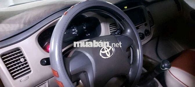 Innova đời 2014 E - 400000 km