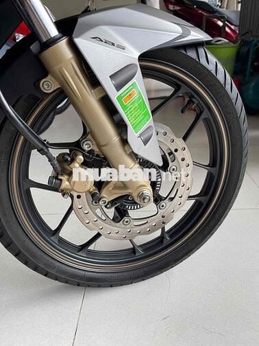 winer x v3 . thắng abs. khoá thong minh . máy zin