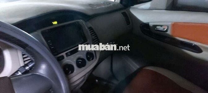 Innova đời 2014 E - 400000 km