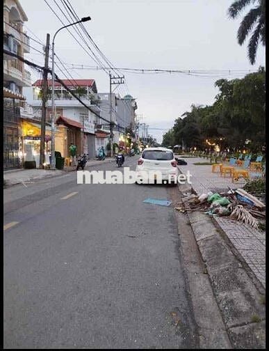 MẶT TIỀN KINH DOANH ĐỈNHH ĐỐI DIỆN CV D9  KHU VỰC SẦM UẤT TÂY THẠNH TP