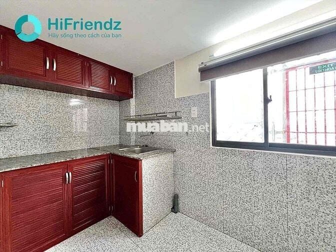 Phòng Trọ Giá Rẻ Có Máy Lạnh Ngay Ngã Tư Ga Gác Cao 2m