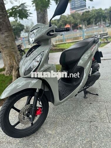 vison 2023 ( chính chủ bao kí )