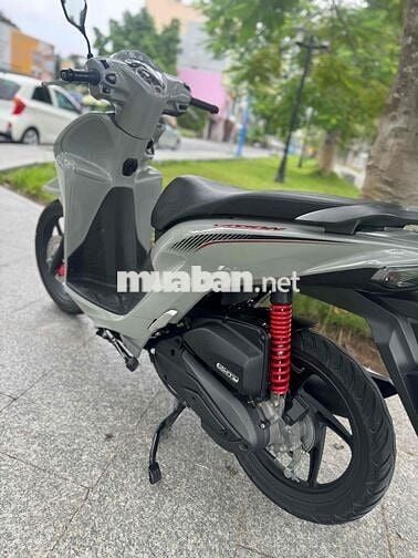 vison 2023 ( chính chủ bao kí )