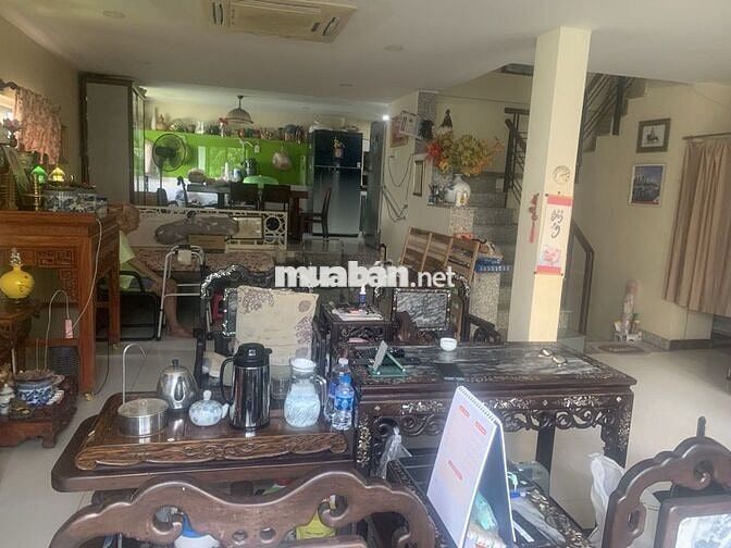 18,5 tỷ dt 135m2 CHDV 5 tầng ngay gigamail